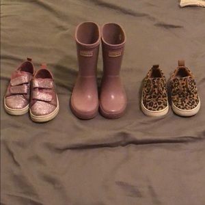 Hunter boots and 2 pairs Tom’s shoes